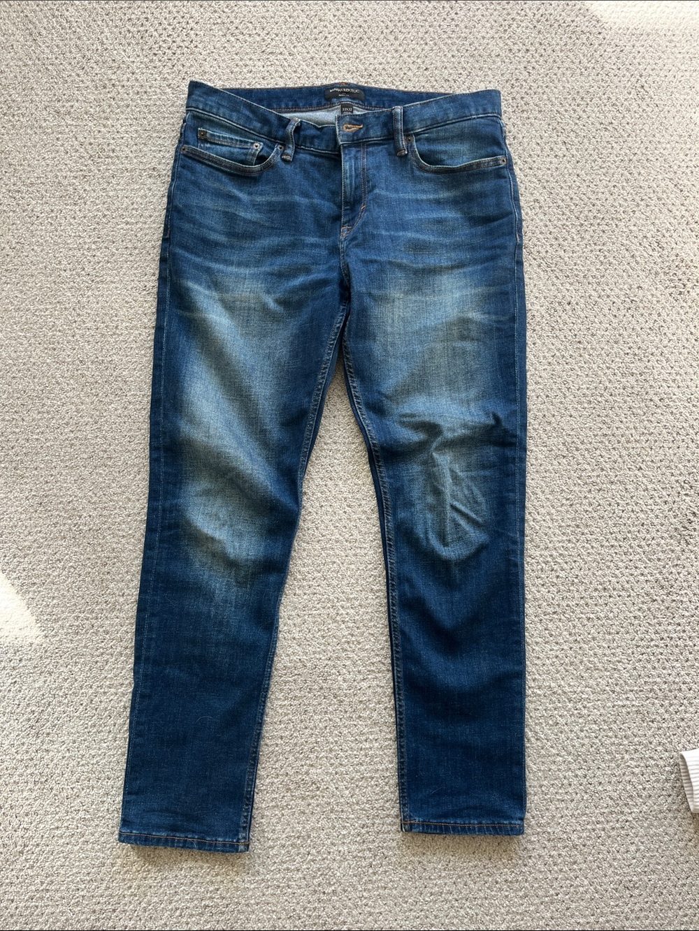 Banana Republic Men's Skinny Fit Jeans in Blue Wash